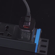 Essager 33W GaN USB-C Ladegerät mit Digitalanzeige – PD Schnellladeadapter